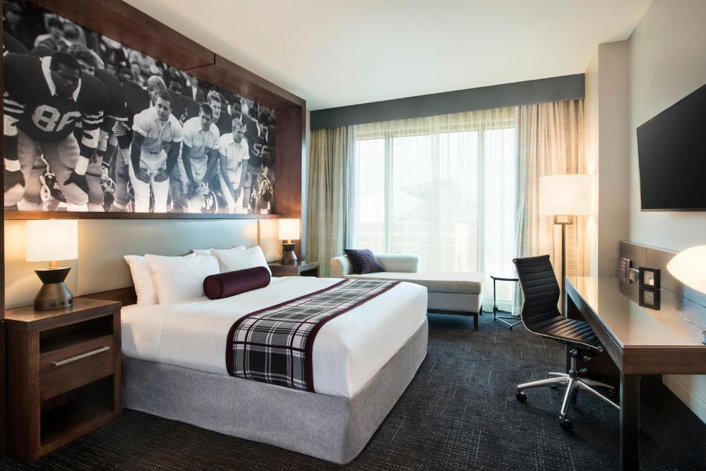 King Room interior